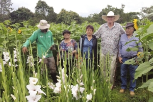 Caminando entre Flores