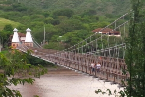 El Antiguo Puente de Occidente