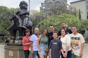 Visiting Plaza Botero